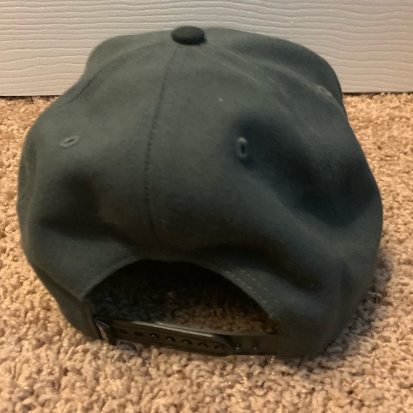 Vancouver Grizzlies Snapback Hat - Picture 2 of 4